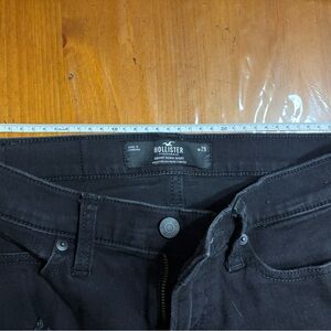 Hollister Black Skinny Jeans - High Rise W29